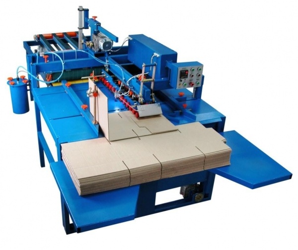 Оборудование для гофротары. Полуавтомат фальцевально-склеивающий для гофроящиков