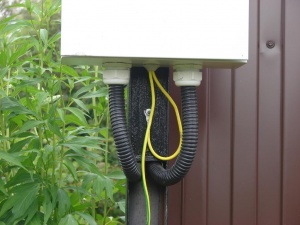 Шкаф на трубостойке - Подключение электричества к частному дому