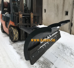 Навесное оборудование для вилочных погрузчиков отвал для снега ОВ 15Р