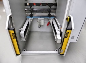 Листогибочный пресс ERMAK CNC HAP 1270 x 35