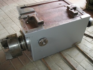 коробку передач для токарного станка16К20 С3 с чпу