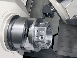 Токарный станок с ЧПУ OKUMA MacTurn 550