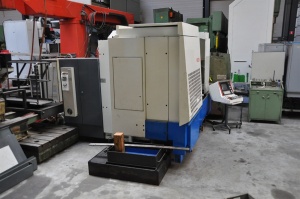 Фрезерный станок с ЧПУ Huron EXV CNC