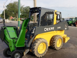 Гидравлический измельчитель веток на минипогрузчик Greenmech CS 100 TMP HYD