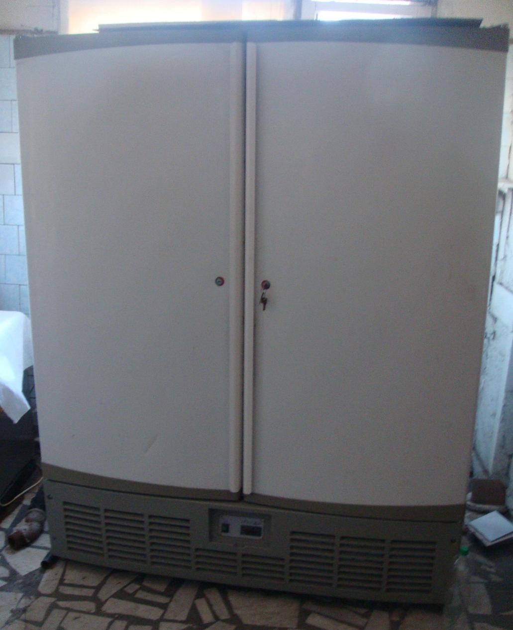 холодильный шкаф r1400v ариада норма заправки фреона