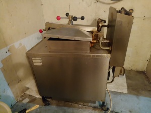 Фритюрница Henny Penny PFE 500 Computron 8000 (США)