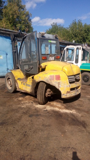 Погрузчик DOOSAN-DAEWOO D40SC-2