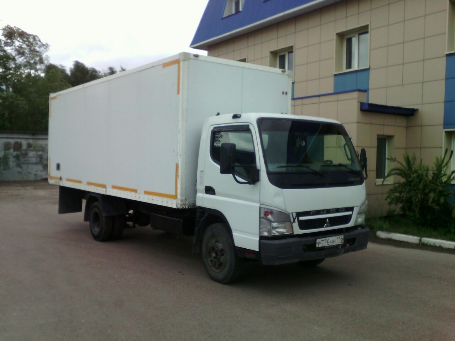 Грузовик Mitsubishi Fuso Canter (Мицубиси Фусо Кантер) Б/У - Биржа  оборудования ProСтанки