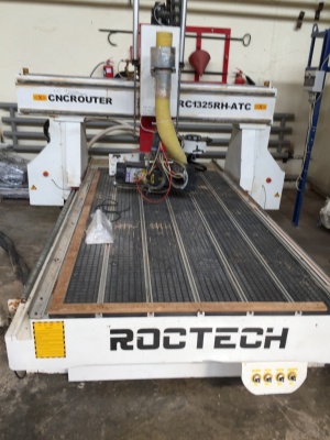 Фрезерный станок с ЧПУ ROCTECH RC1325RH-ATC