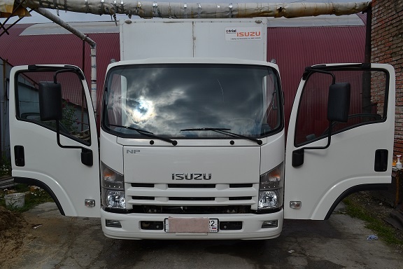 ISUZU NP