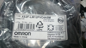 Разъём M12 с кабелем OMRON. XS2F-LM12PVC4A5M M12 Sensor Right Angle 4 Position Receptacle