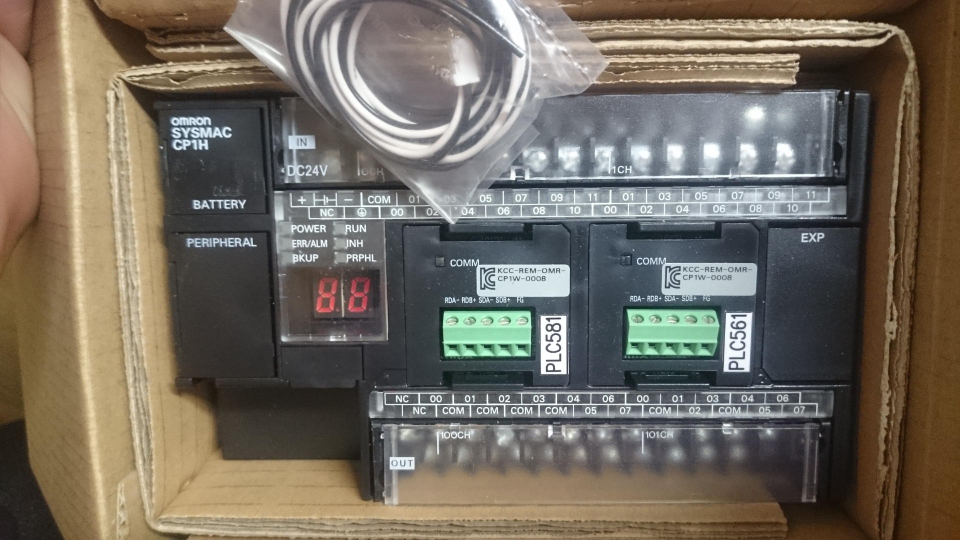 Контроллер Omron CP1H-X40DT-D CP1H, 24 вх., 16 вых. (NPN), питание 24VDC -  Биржа оборудования ProСтанки