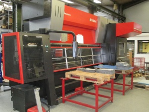 AMADA HD 1003 ATC Листогибочный пресс с ЧПУ