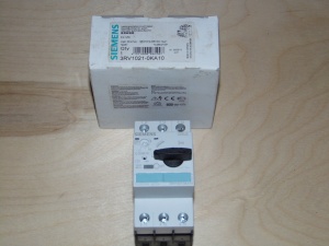Автоматический выключатель Siemens Sirius 3RV1021-0KA10
