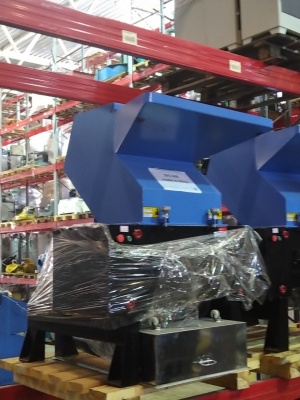Дробилка для твёрдых пластмасс до 400 кг/ч XFS-600