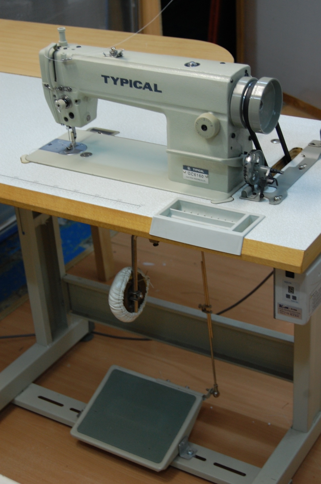 gc6890hd4 промышленная швейная машина typical комплект голова стол