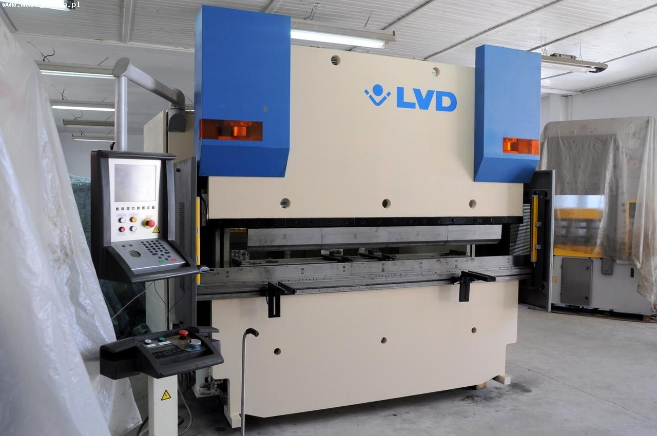 L 80 25. LVD Press Brake. LVD PPEB. КРП станок LVD. Станок гибка LVD.