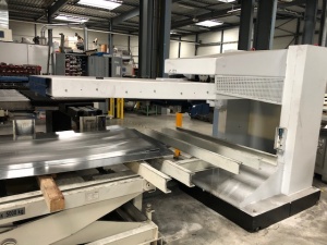 TRUMPF TC 5000 R -1600 FMC Высечной станок с ЧПУ