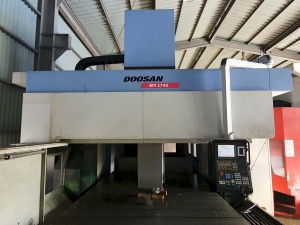 Вертикально-фрезерный обрабатывающий центр Doosan BM2740