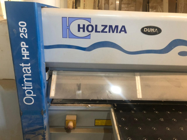 Форматно-раскроечный центр Holzma HPP250R 38/38