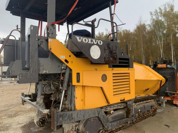 Асфальтоукладчика Volvo abg p7820c