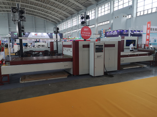 laminating machine TM2480M designed with anti-corrugation function