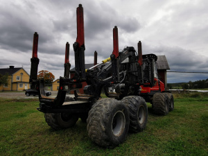 Форвардер Komatsu 865