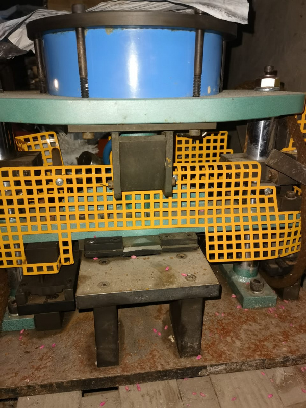 Shoham, Machinery Ltd., Realit. Model/S. No: RF50/065