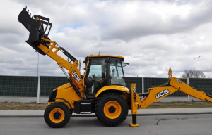 Экскаватор-погрузчик JCB 3CX Plus