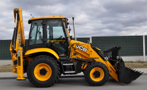 Экскаватор-погрузчик JCB 3CX Plus