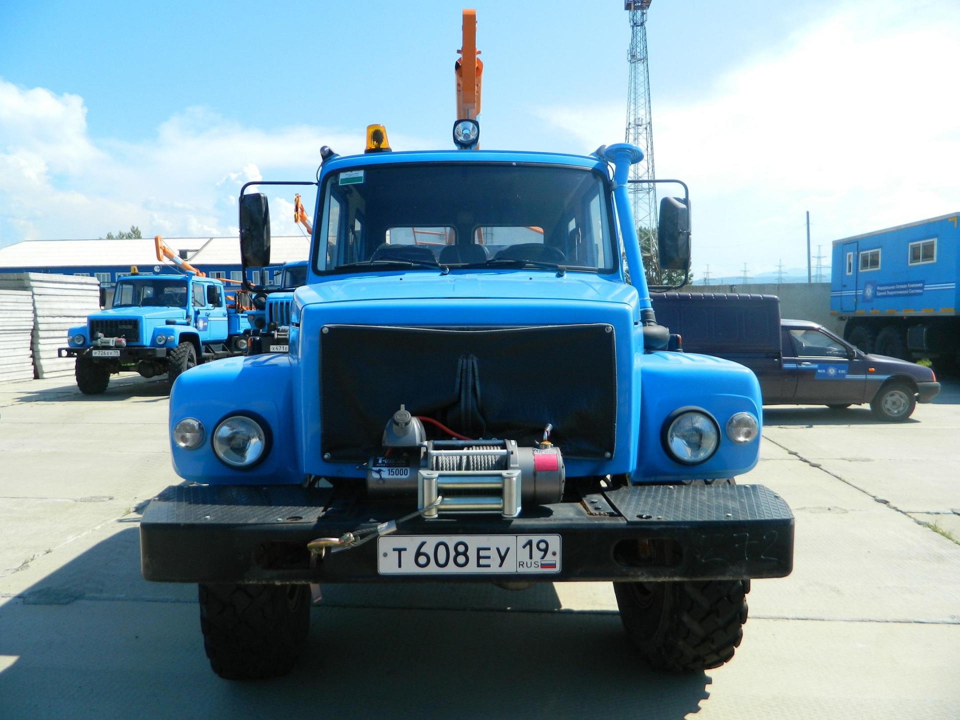 Машина бурильно-крановая (БКМ-318-01) Машина бурильно-крановая (БКМ-318-01)  48106В (48106-0000010-01) Местонахождение: Республика Хакасия Б/У - Биржа  оборудования ProСтанки