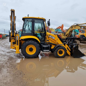 Экскаватор-погрузчик JCB 3CX ECO