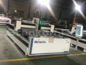 Оптоволоконный лазерный станок для резки металла MetalTec 1530B/1500 Maxphotonics