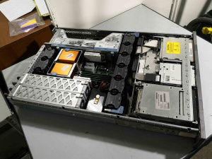 Сервер HP ProLiant DL380 G4