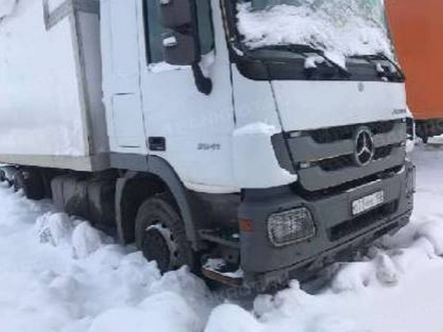 Автомоб. с бортовой платформой 681504 на шасси Mercedes-Benz Actros 2641 L,  X89681504D0DW4001, г.в. 2013 Б/У - Биржа оборудования ProСтанки