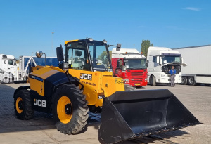 Телескопический погрузчик JCB 530-70