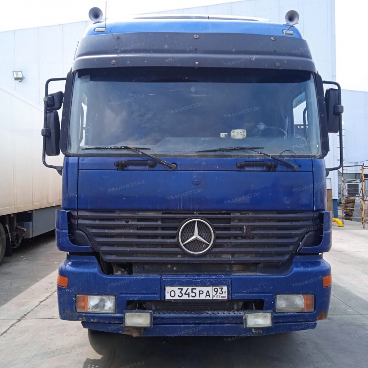 Грузовой автомобиль, Mercedes-Benz 1843 Actros VIN WDB9540621K577877, 2001  г.в., грз. О345РА93, СТС 2337050164, цвет синий; Полуприцепы фург Б/У -  Биржа оборудования ProСтанки