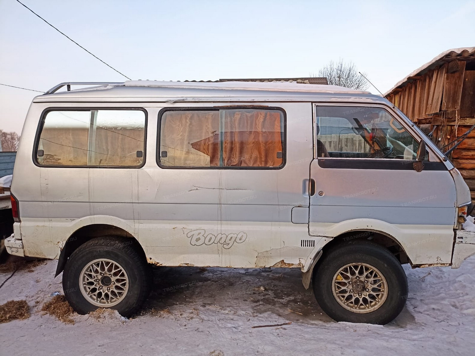 Легковой автомобиль, марка: Mazda Bongo, год изготовления: 1987, цвет:  серый, VIN: отсутствует, ПТС: 28РА043095, г/н: К071ЕН28, двигатель №: Б/У -  Биржа оборудования ProСтанки