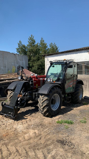 Телескопический погрузчик Case-IH FARMLIFT 935