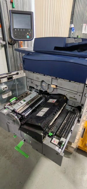 Цифровая машина Xerox Versant 80 Press