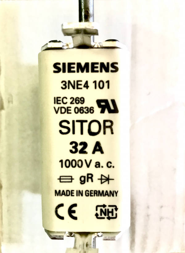 Плавка вставка sitor 3NE4101 32A 1000V