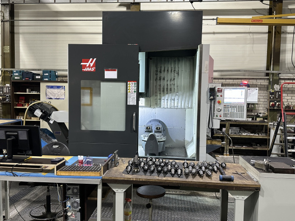 5-ти осевой обрабатывающий центр Haas - UMC-750