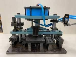 Пневматический пресс Shoham P-AGS150