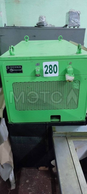 Оборудование литьевой машины ДЕСМА (14 единиц): Пульт DESMA Холодильник DESMA HYU-1113/3656 Ячейки DESMA Печь от Lenze Печь DESMA Впрыскиват
