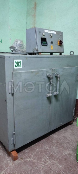 Оборудование литьевой машины ДЕСМА (14 единиц): Пульт DESMA Холодильник DESMA HYU-1113/3656 Ячейки DESMA Печь от Lenze Печь DESMA Впрыскиват