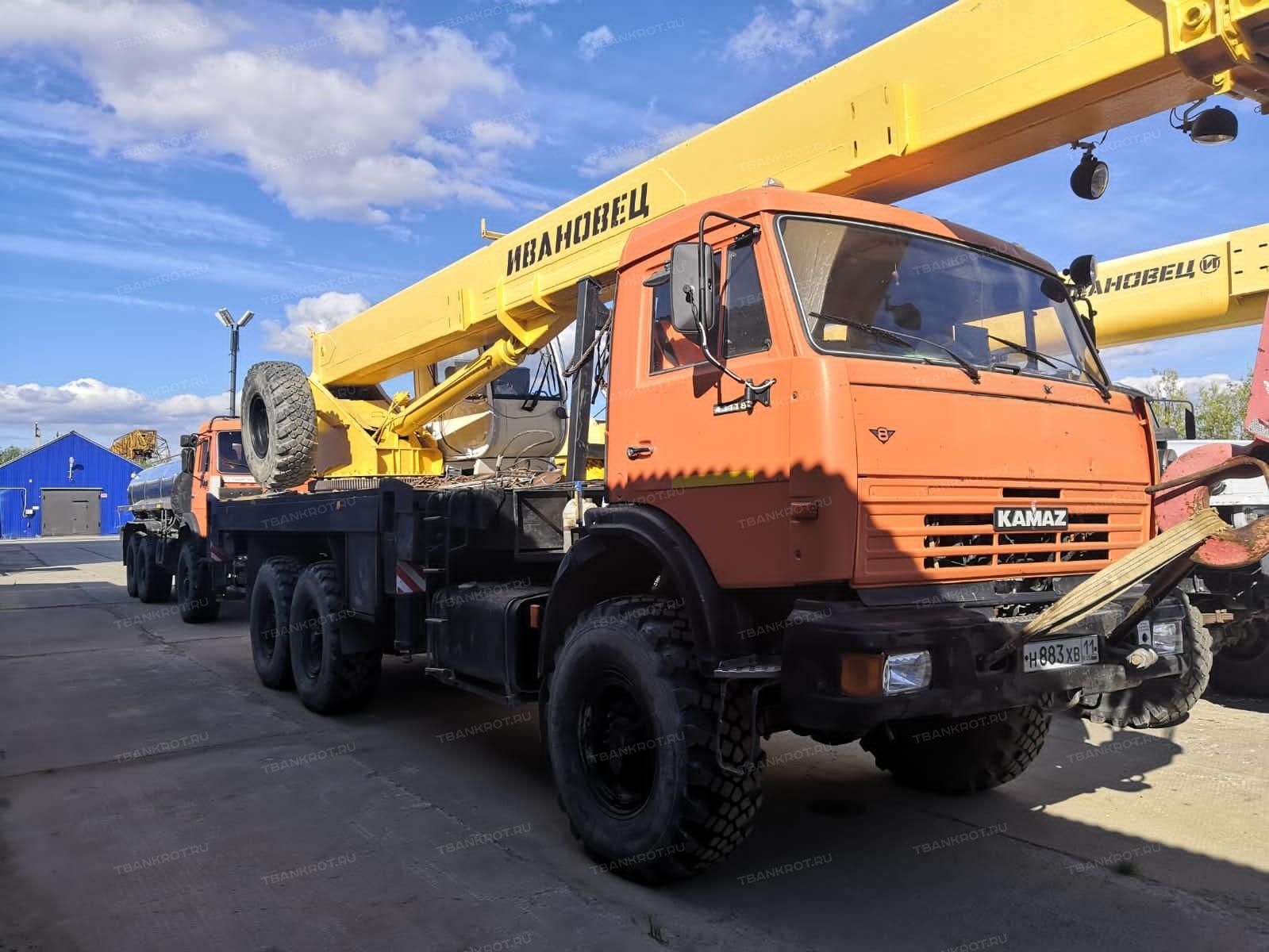 КАМАЗ 43118 (кран автомобильный). 2010 года выпуска, VIN XVN45717RA4000009,  регистрационный знак Н 883 ХВ 11 купить Б/У в Москве по цене 789 480 руб. -  Биржа оборудования ProСтанки