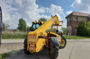 Телескопический погрузчик JCB 541-70 AGRI