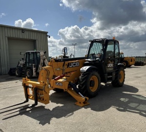 Телескопический погрузчик JCB 540V140