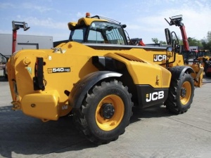 Телескопический погрузчик JCB 540-140