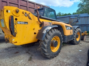 Телескопический погрузчик JCB 540-140